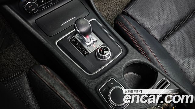 Mercedes-Benz CLA-Class CLA45 AMG 4MATIC
