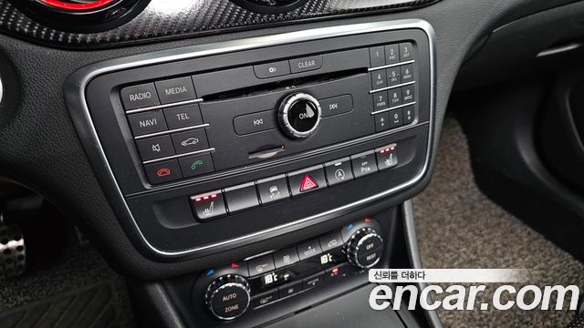 Mercedes-Benz CLA-Class CLA45 AMG 4MATIC