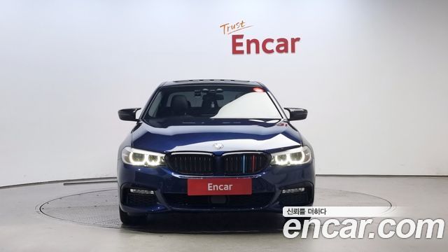 BMW 5-Series 520i Luxury