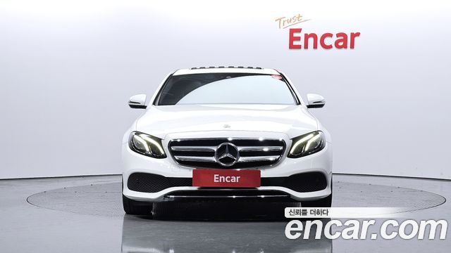 Mercedes-Benz E-Class E200 Avantgarde