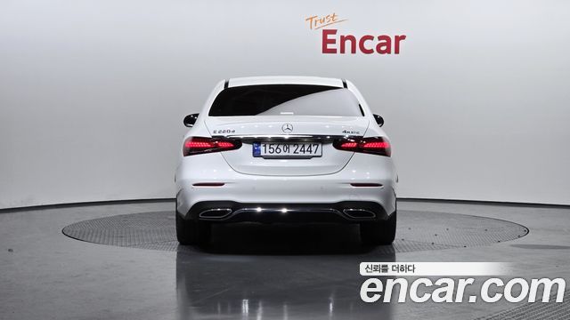 Mercedes-Benz E-Class E220d 4MATIC AMG Line