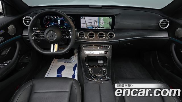 Mercedes-Benz E-Class E220d 4MATIC AMG Line