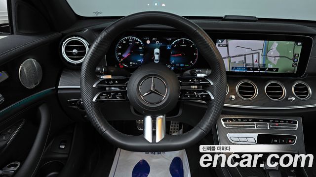 Mercedes-Benz E-Class E220d 4MATIC AMG Line