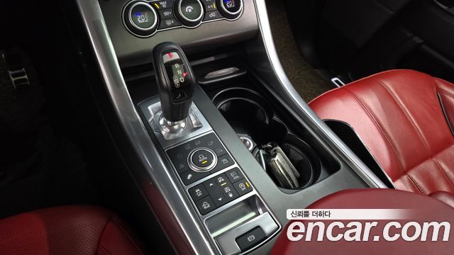 Land Rover Range Rover Sport 4.4 SDV8 HSE Dynamic