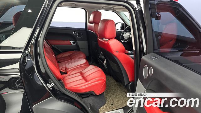 Land Rover Range Rover Sport 4.4 SDV8 HSE Dynamic