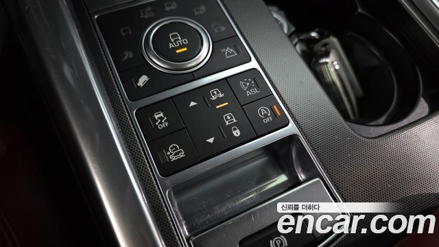 Land Rover Range Rover Sport 4.4 SDV8 HSE Dynamic