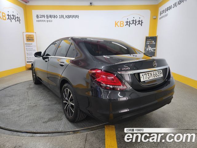 Mercedes-Benz C-Class C200