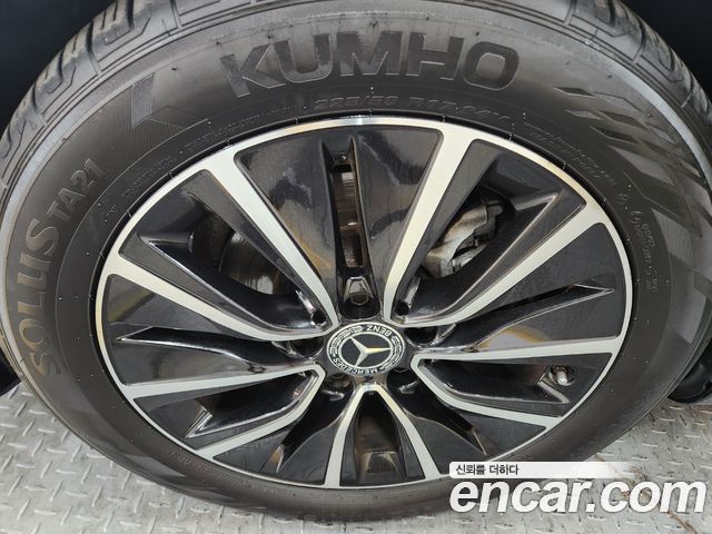 Mercedes-Benz C-Class C200
