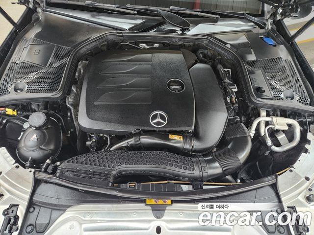 Mercedes-Benz C-Class C200