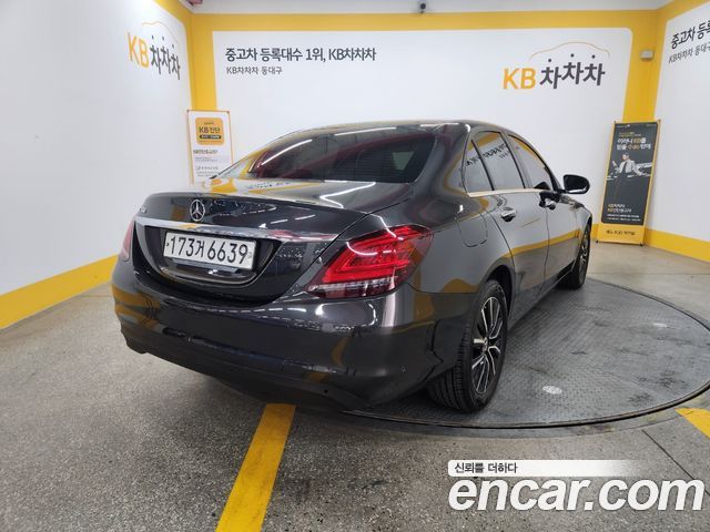 Mercedes-Benz C-Class C200