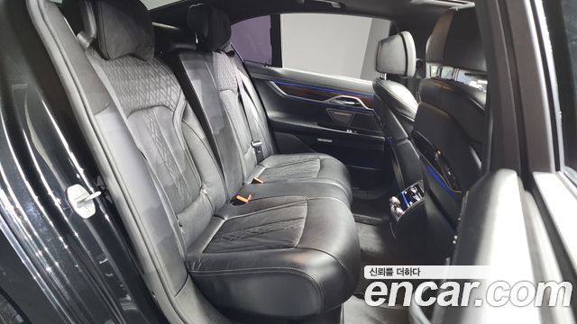 BMW 7-Series 730d xDrive