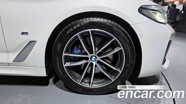 BMW 5-Series 520i M Sport
