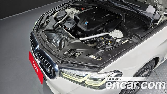 BMW 5-Series 520i M Sport