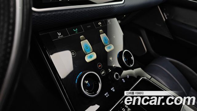 Land Rover Range Rover Velar 3.0 D300 R-Dynamic SE