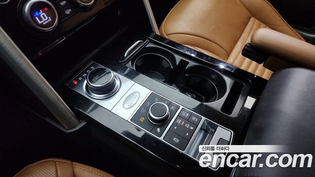 Land Rover Discovery 3.0 TD6 HSE Luxury
