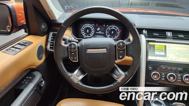 Land Rover Discovery 3.0 TD6 HSE Luxury