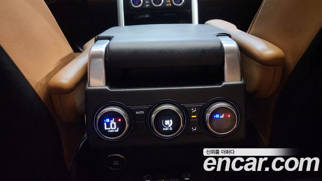 Land Rover Discovery 3.0 TD6 HSE Luxury