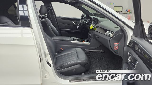 Mercedes-Benz E-Class E220 Bluetec Avantgarde Sport