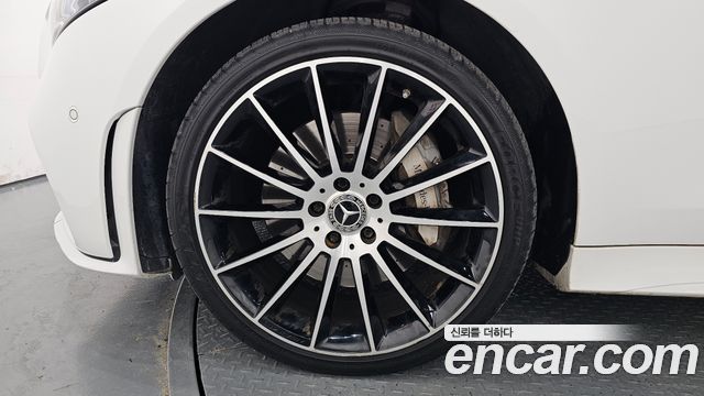 Mercedes-Benz CLS-Class CLS450 4MATIC AMG Line
