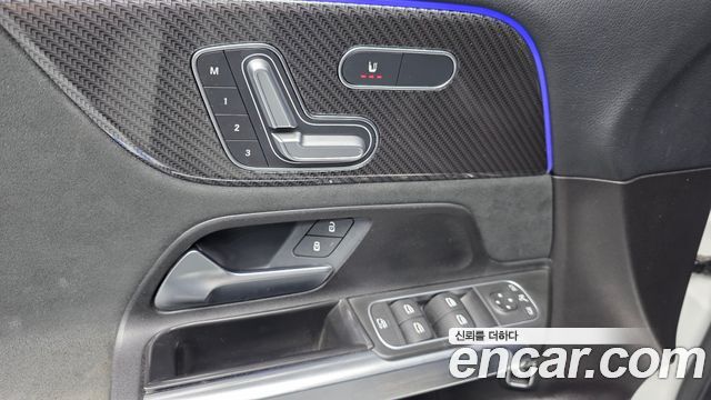 Mercedes-Benz GLB-Class GLB250 4MATIC