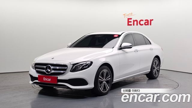 Mercedes-Benz E-Class E220d Avantgarde