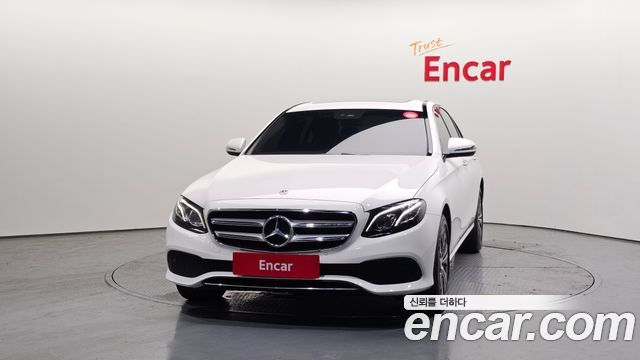 Mercedes-Benz E-Class E220d Avantgarde