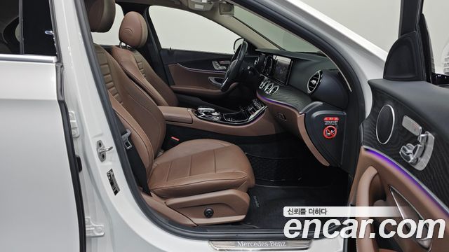 Mercedes-Benz E-Class E220d Avantgarde