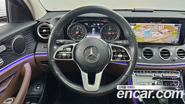 Mercedes-Benz E-Class E220d Avantgarde
