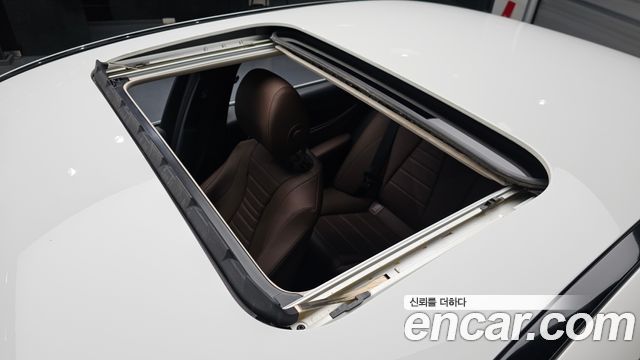 Mercedes-Benz E-Class E220d Avantgarde