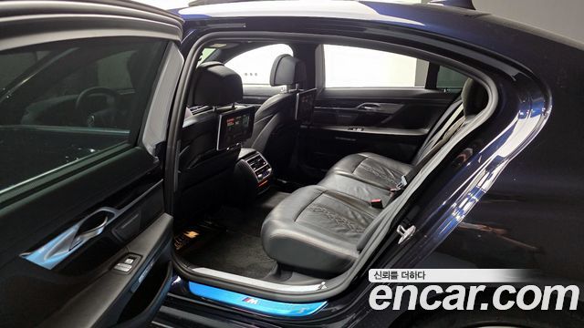 BMW 7-Series 740Ld xDrive M Sport