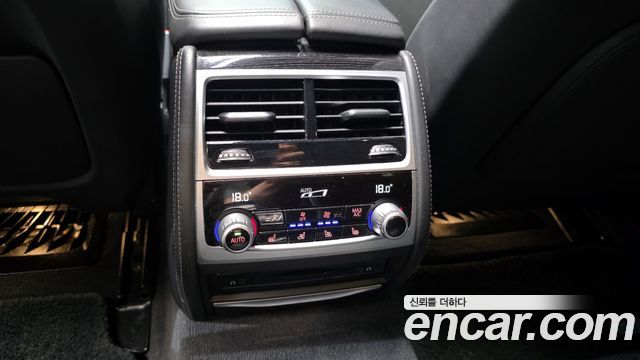 BMW 7-Series 740Ld xDrive M Sport