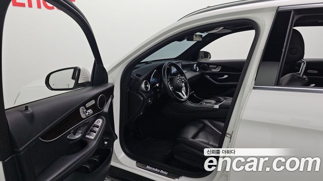 Mercedes-Benz GLC-Class GLC300 4MATIC