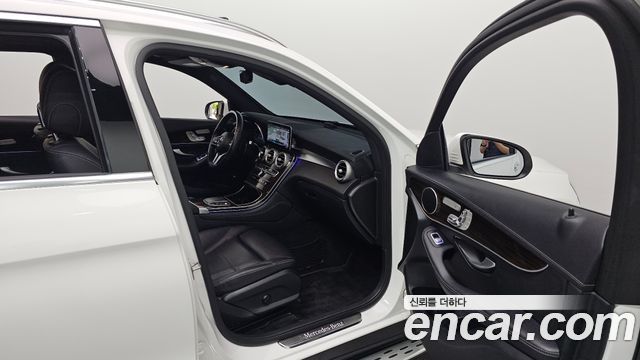 Mercedes-Benz GLC-Class GLC300 4MATIC