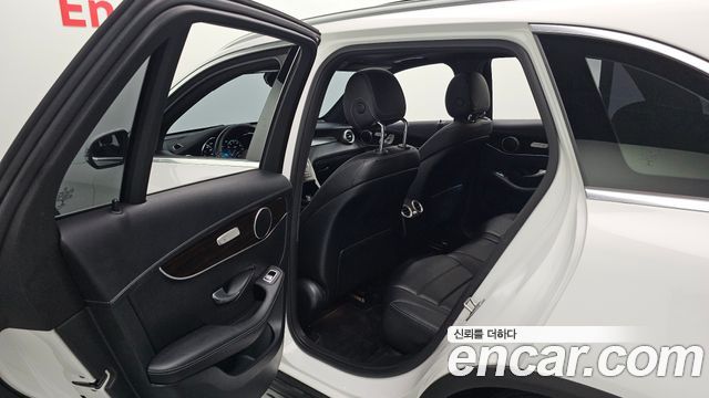Mercedes-Benz GLC-Class GLC300 4MATIC