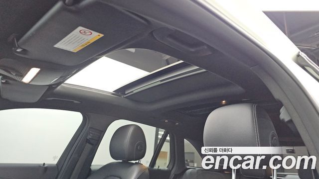 Mercedes-Benz GLC-Class GLC300 4MATIC