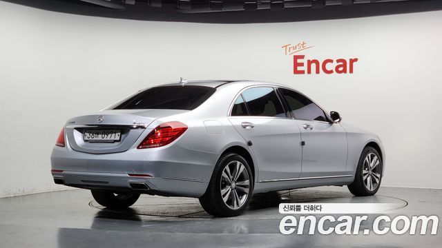Mercedes-Benz S-Class S500L 4MATIC