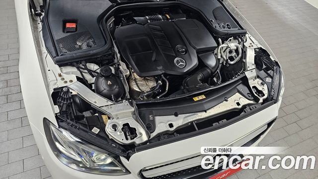 Mercedes-Benz E-Class E220d Coupe