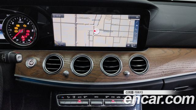 Mercedes-Benz E-Class E220d 4MATIC Exclusive