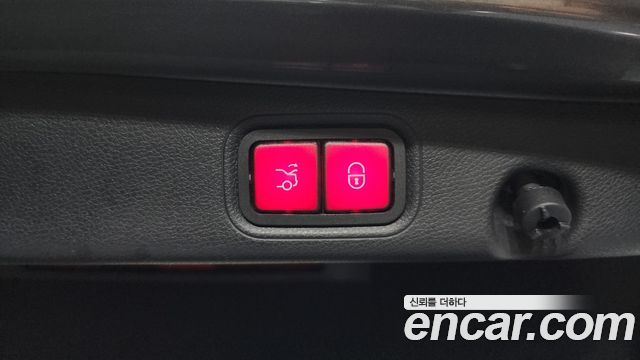 Mercedes-Benz E-Class E220d 4MATIC Exclusive