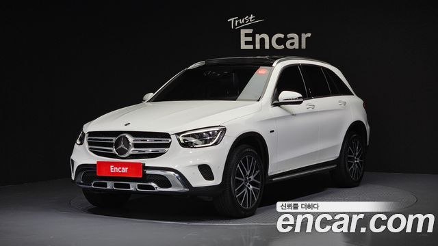 Mercedes-Benz GLC-Class GLC300e 4MATIC