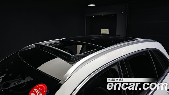 Mercedes-Benz GLC-Class GLC300e 4MATIC