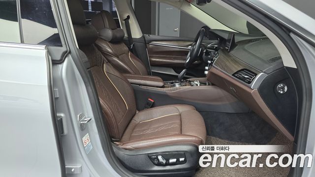 BMW Gran Turismo 630i xDrive Luxury