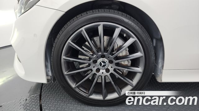 Mercedes-Benz E-Class E450 4MATIC Coupe