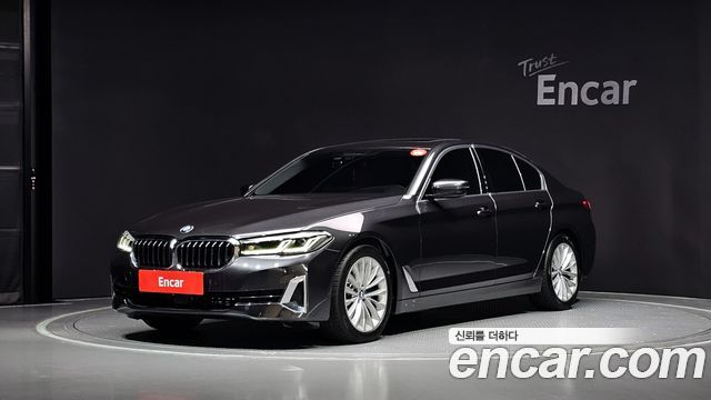 BMW 5-Series 523d xDrive Luxury