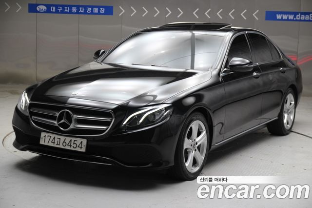 Mercedes-Benz E-Class E200 Avantgarde