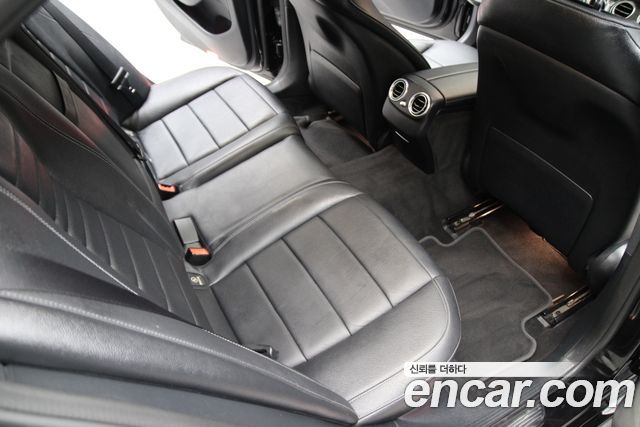 Mercedes-Benz E-Class E200 Avantgarde