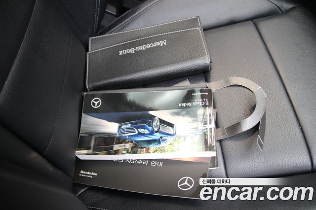 Mercedes-Benz E-Class E200 Avantgarde