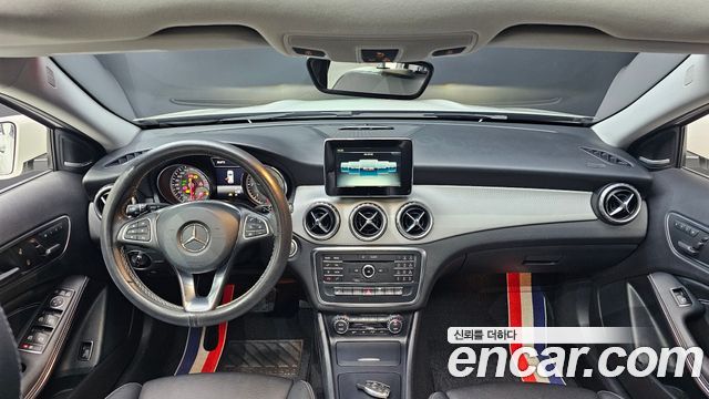 Mercedes-Benz GLA-Class GLA200 d