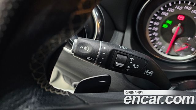 Mercedes-Benz GLA-Class GLA200 d