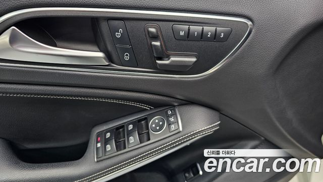 Mercedes-Benz GLA-Class GLA200 d